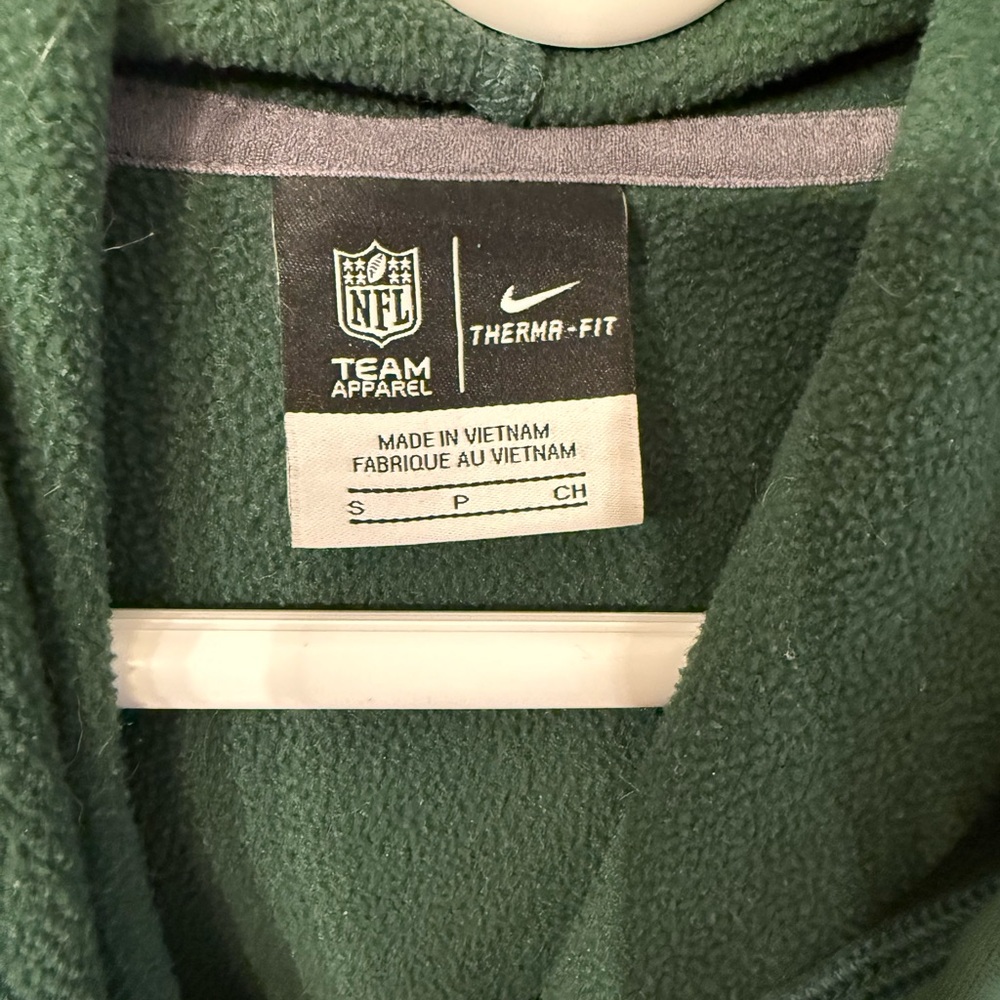 Nike Men’s Green Bay Packers Performance Hoodie - Picture 2 of 4